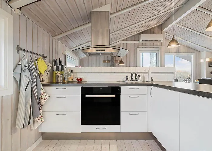 2251-ringkobing-fladsbjergvej-106 *